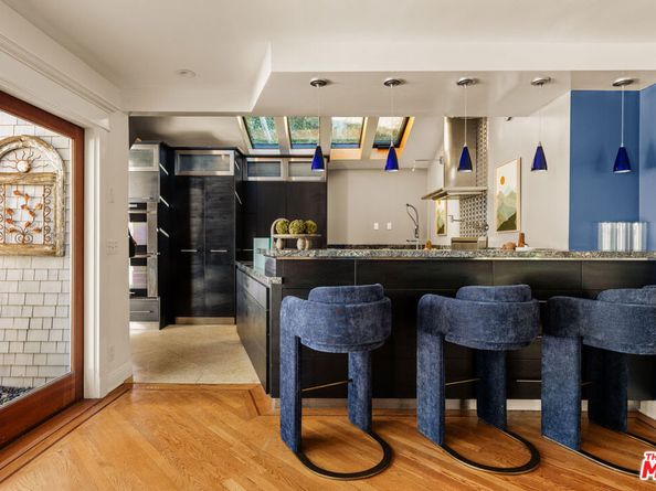 8957 Appian Way, Los Angeles CA 90046