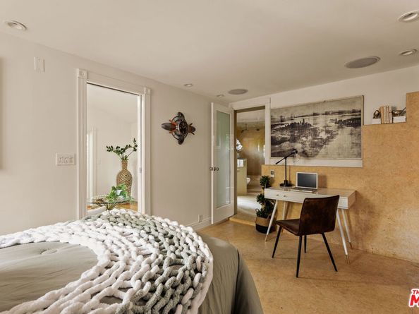 8957 Appian Way, Los Angeles CA 90046