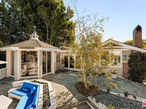 8957 Appian Way, Los Angeles CA 90046