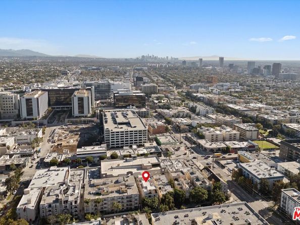 132 S Clark Drive, West Hollywood CA 90048