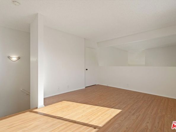 132 S Clark Drive, West Hollywood CA 90048