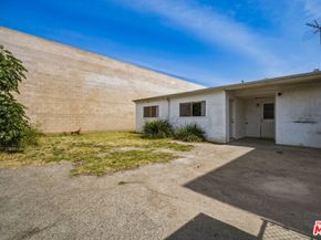 433 W Gardena Boulevard, Gardena CA 90248
