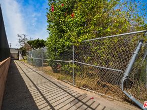 433 W Gardena Boulevard, Gardena CA 90248