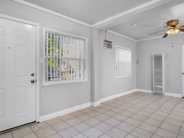 46 E Montana Street, Pasadena CA 91103