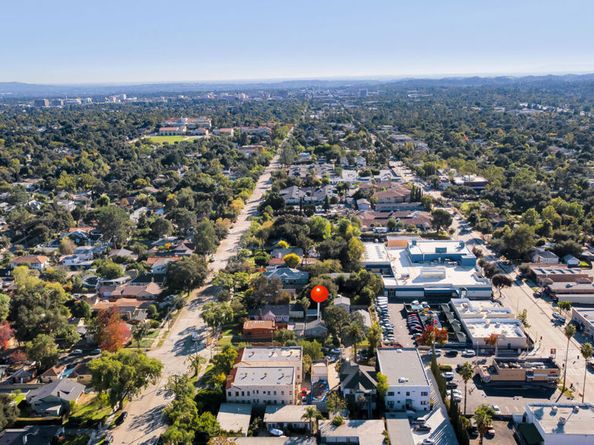 46 E Montana Street, Pasadena CA 91103