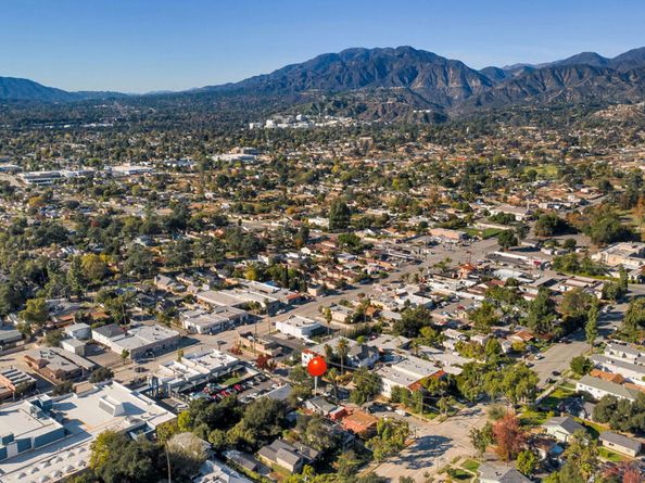 46 E Montana Street, Pasadena CA 91103