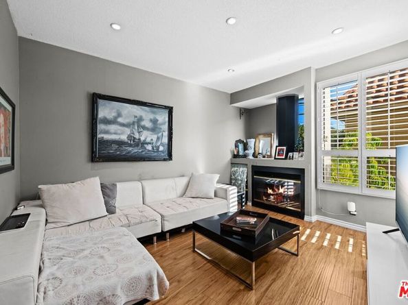 1340 Glenwood Road 4, Glendale CA 91201