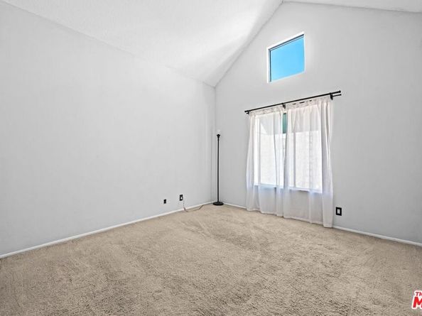 1340 Glenwood Road 4, Glendale CA 91201