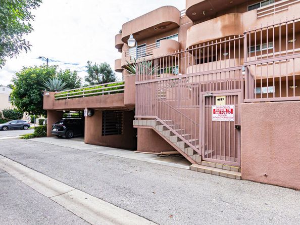 4310 Cahuenga Boulevard 103, Toluca Lake CA 91602