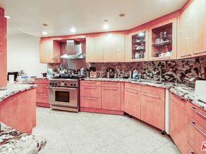 4310 Cahuenga Boulevard 103, Toluca Lake CA 91602