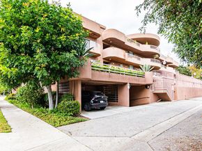 4310 Cahuenga Boulevard 103, Toluca Lake CA 91602