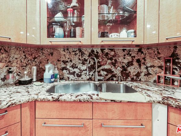 4310 Cahuenga Boulevard 103, Toluca Lake CA 91602