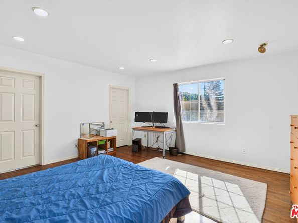 1544 S Point View Street, Los Angeles CA 90035