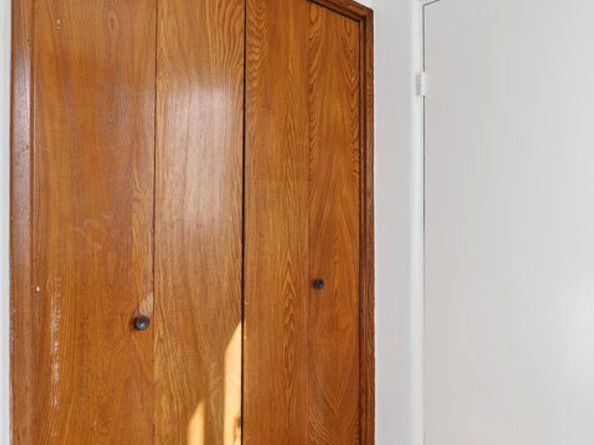 1544 S Point View Street, Los Angeles CA 90035