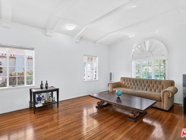 1544 S Point View Street, Los Angeles CA 90035