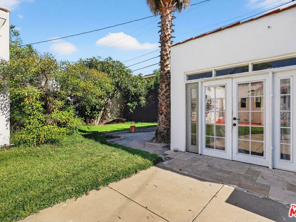 1544 S Point View Street, Los Angeles CA 90035