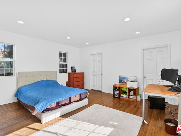 1544 S Point View Street, Los Angeles CA 90035