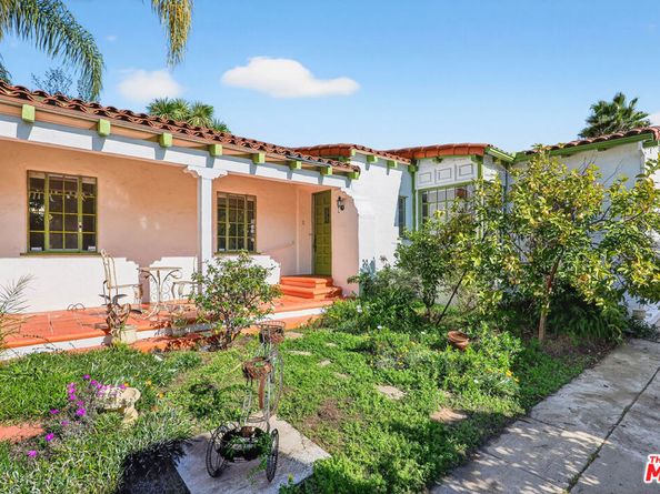 1544 S Point View Street, Los Angeles CA 90035