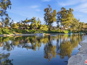 4370 Park Monte Nord, Calabasas CA 91302