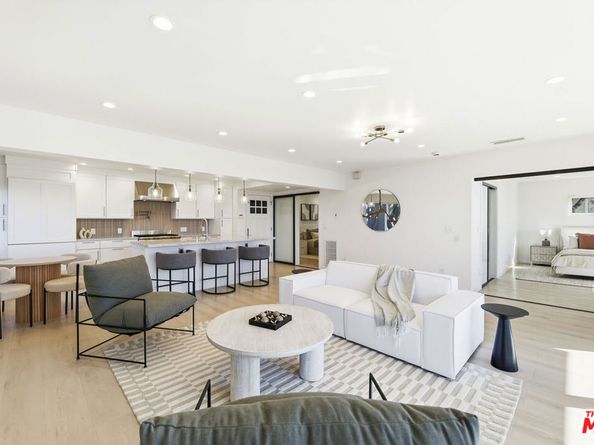 2442 S Coast Highway 3, Laguna Beach CA 92651