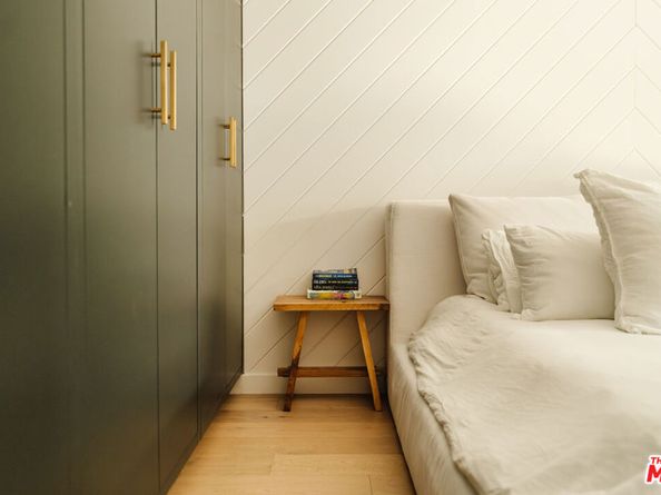 13211 Cumpston Street, Sherman Oaks CA 91401