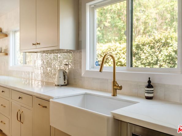 13211 Cumpston Street, Sherman Oaks CA 91401