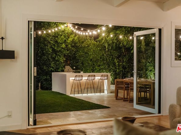 13211 Cumpston Street, Sherman Oaks CA 91401