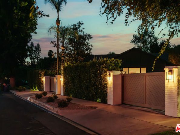 13211 Cumpston Street, Sherman Oaks CA 91401