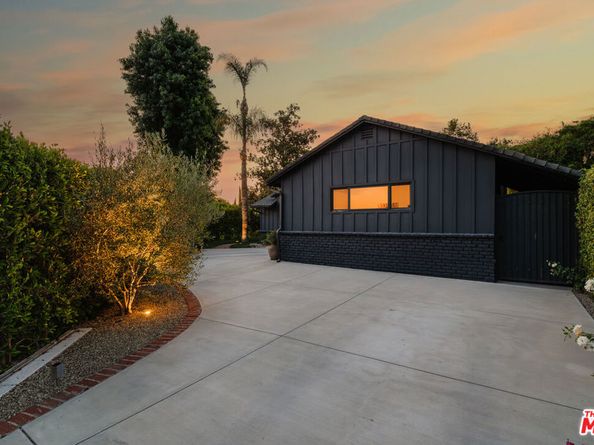 13211 Cumpston Street, Sherman Oaks CA 91401