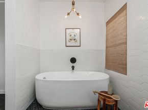 1280 S Sycamore Avenue, Los Angeles CA 90019