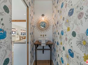 1280 S Sycamore Avenue, Los Angeles CA 90019