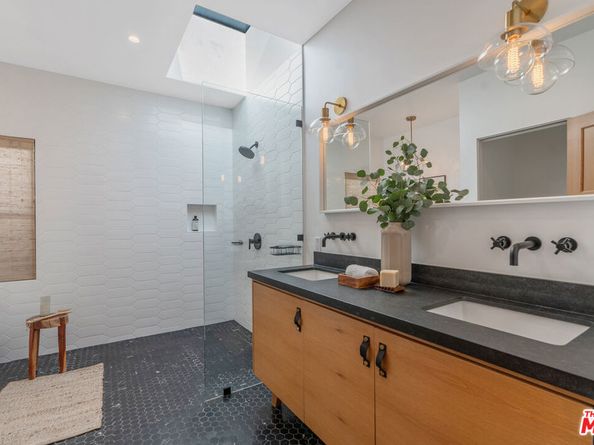 1280 S Sycamore Avenue, Los Angeles CA 90019