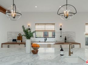 1280 S Sycamore Avenue, Los Angeles CA 90019