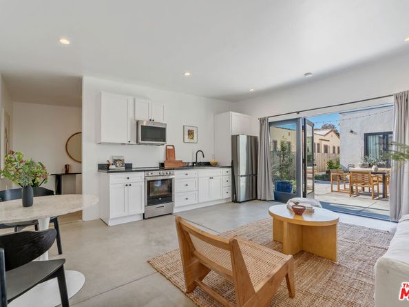 1280 S Sycamore Avenue, Los Angeles CA 90019