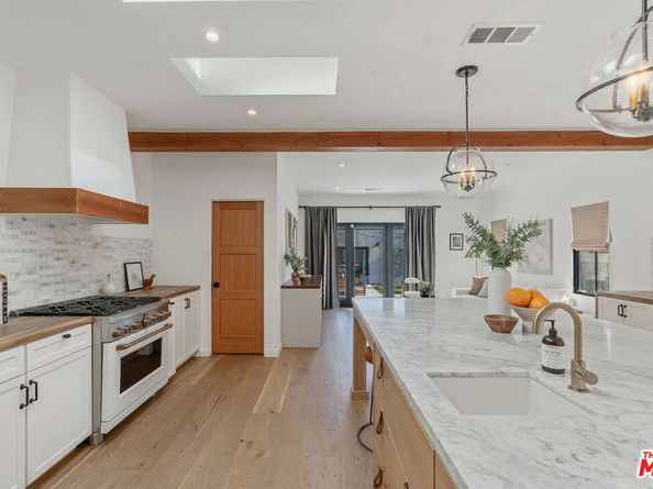 1280 S Sycamore Avenue, Los Angeles CA 90019