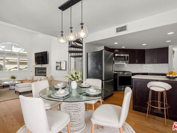 435 Arnaz Drive 304, Los Angeles CA 90048