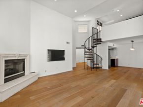 435 Arnaz Drive 304, Los Angeles CA 90048