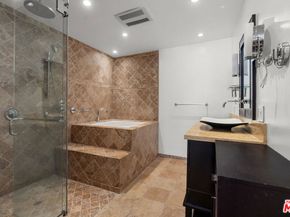 435 Arnaz Drive 304, Los Angeles CA 90048