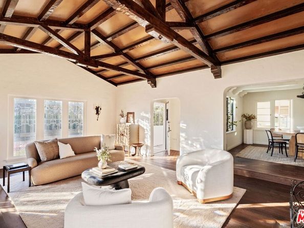 1302 S Hauser Boulevard, Los Angeles CA 90019