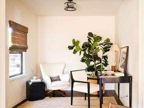 1302 S Hauser Boulevard, Los Angeles CA 90019