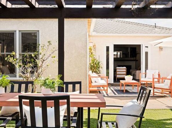 8101 Naylor Avenue, Los Angeles CA 90045