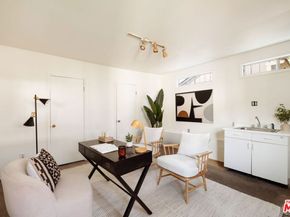 8101 Naylor Avenue, Los Angeles CA 90045