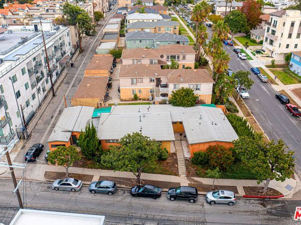 5503 Thornburn Street, Los Angeles CA 90045