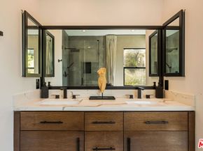 4967 Llano Drive, Woodland Hills CA 91364