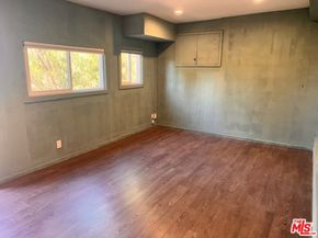 1915 Apex Avenue, Los Angeles CA 90039