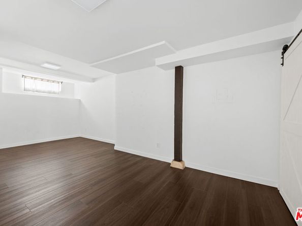 1915 Apex Avenue, Los Angeles CA 90039