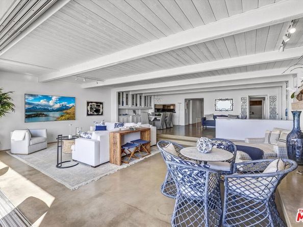 1 Spinnaker Street 2, Marina Del Rey CA 90292