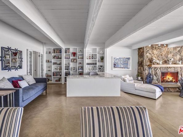 1 Spinnaker Street 2, Marina Del Rey CA 90292