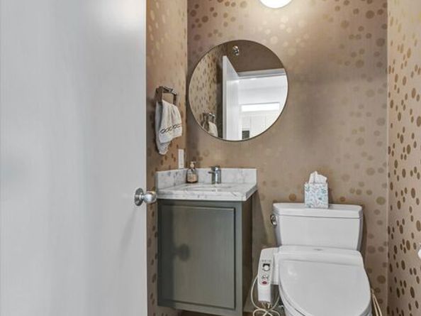 1 Spinnaker Street 2, Marina Del Rey CA 90292