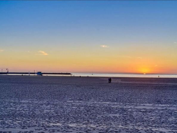 1 Spinnaker Street 2, Marina Del Rey CA 90292